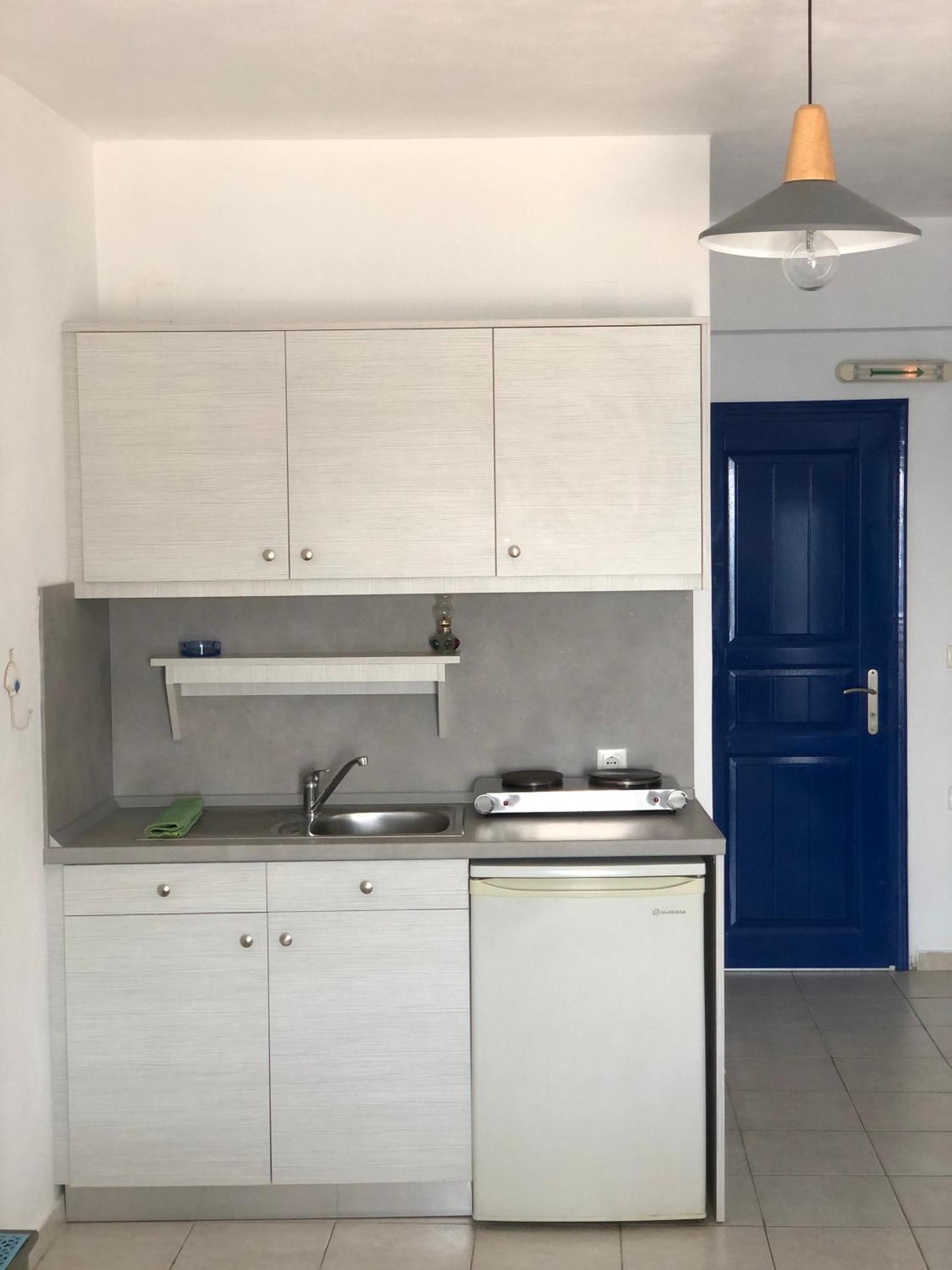 Vrahos Rooms - Studios Alopronia Exterior photo