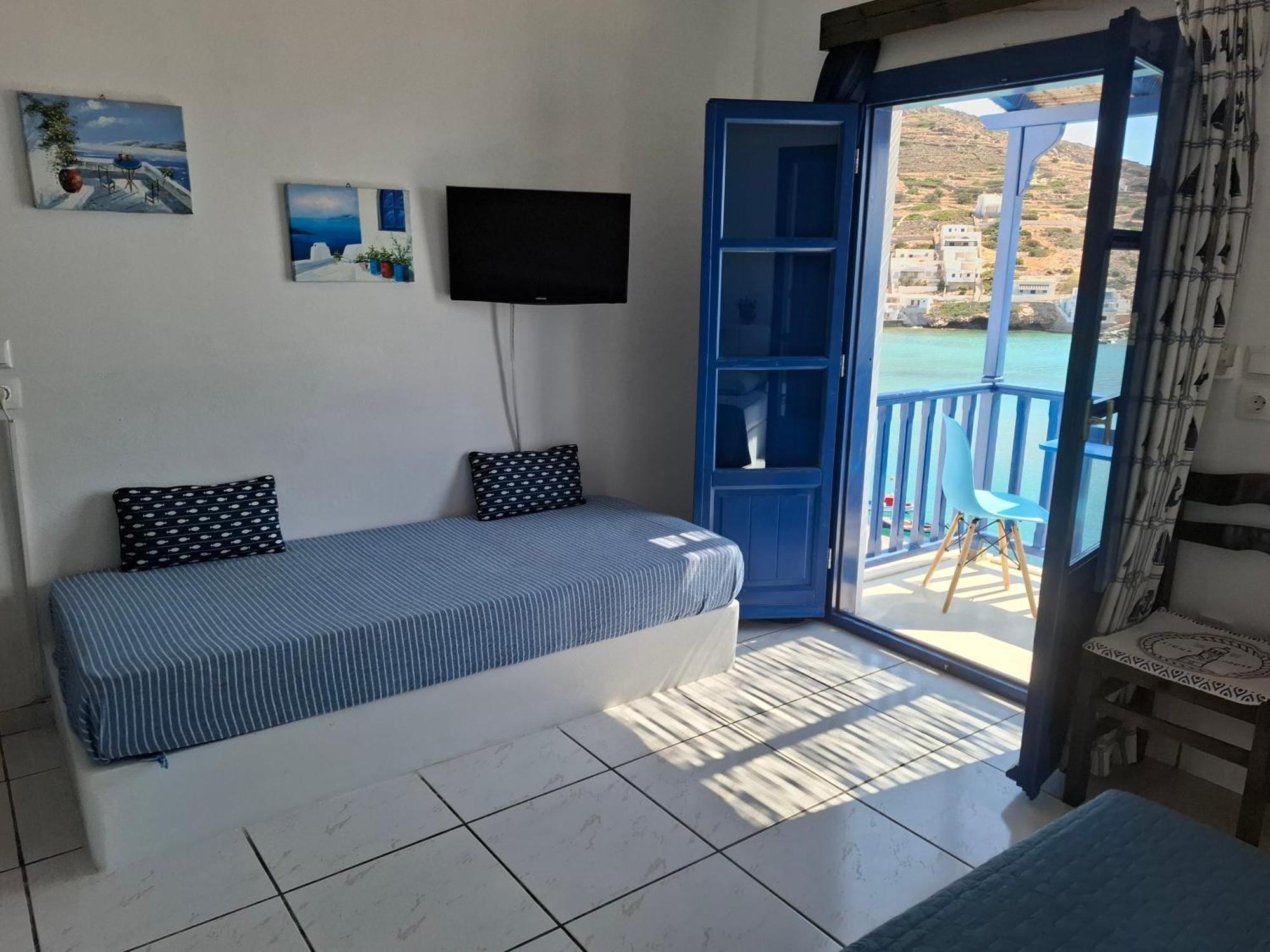 Vrahos Rooms - Studios Alopronia Exterior photo