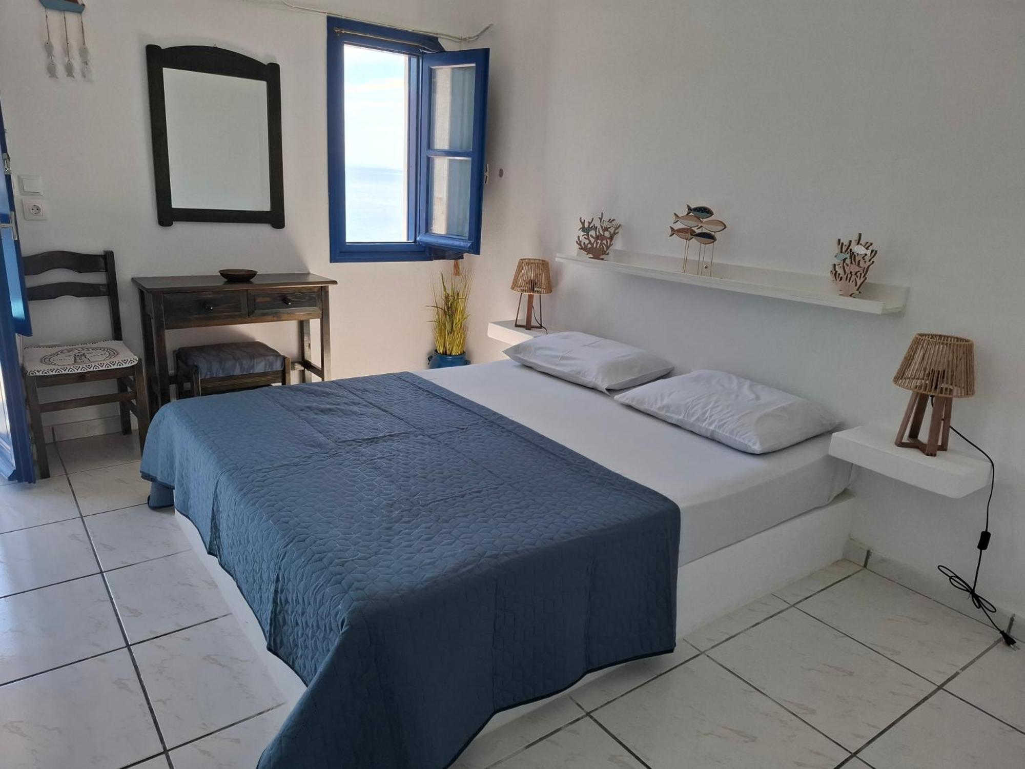 Vrahos Rooms - Studios Alopronia Exterior photo