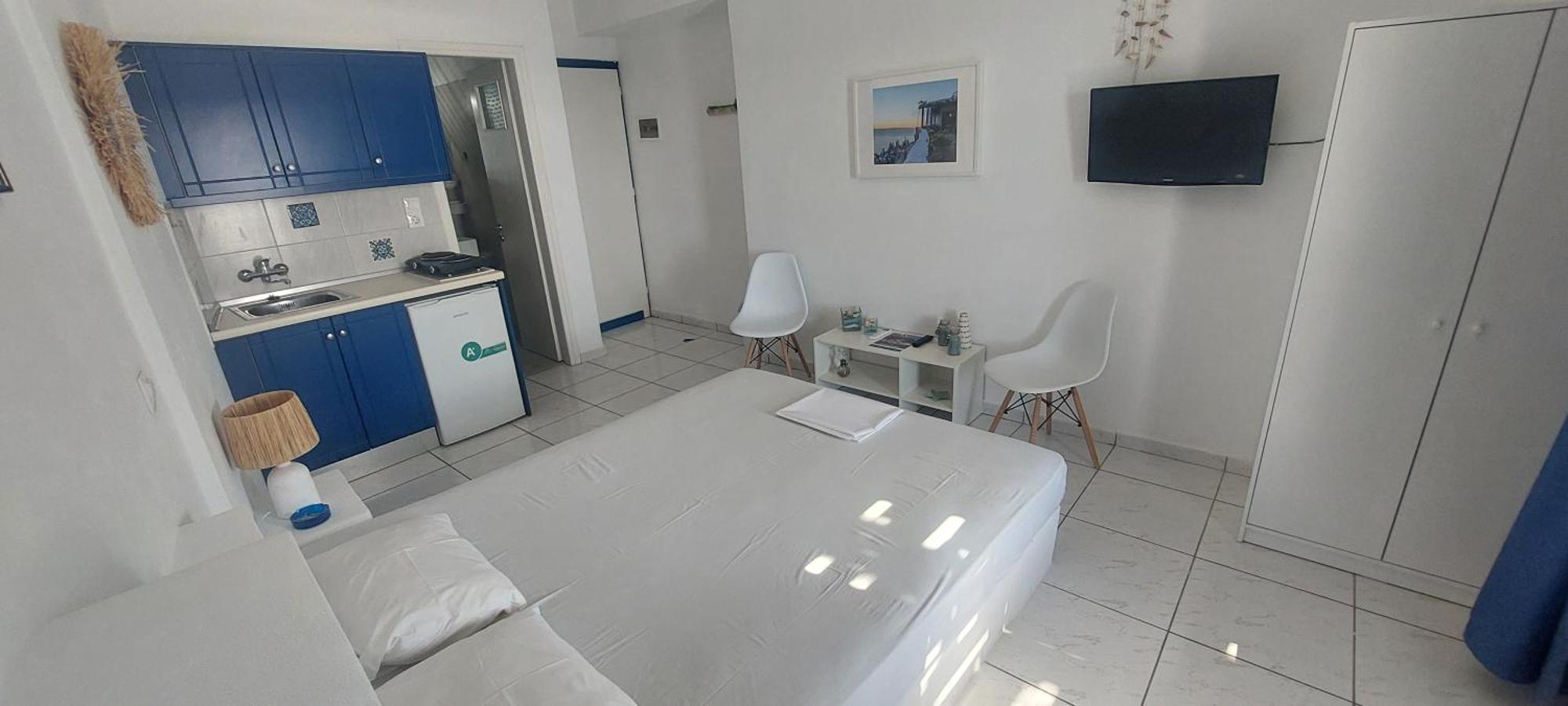 Vrahos Rooms - Studios Alopronia Exterior photo